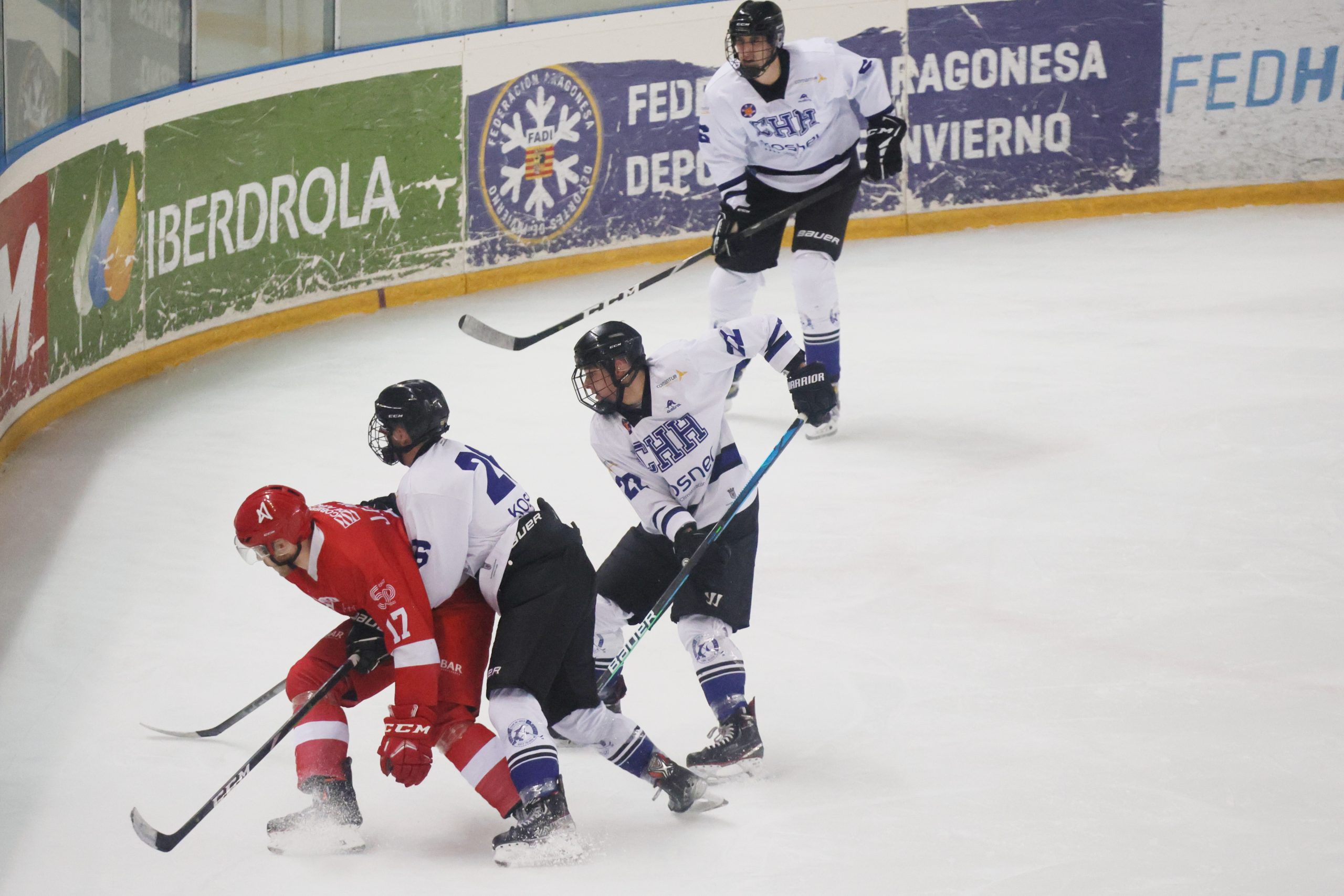 El Club Hielo Jaca se impone al Huarte (5-1)