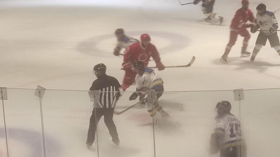 Espectacular actuación del Club Hielo Jaca en su debut liguero frente al Andora Hoquei Gel (3-12)
