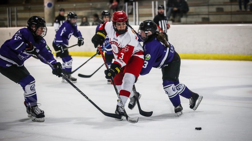 Fin de semana redondo para el Club Hielo Jaca femenino, que suma dos trabajadas victorias
