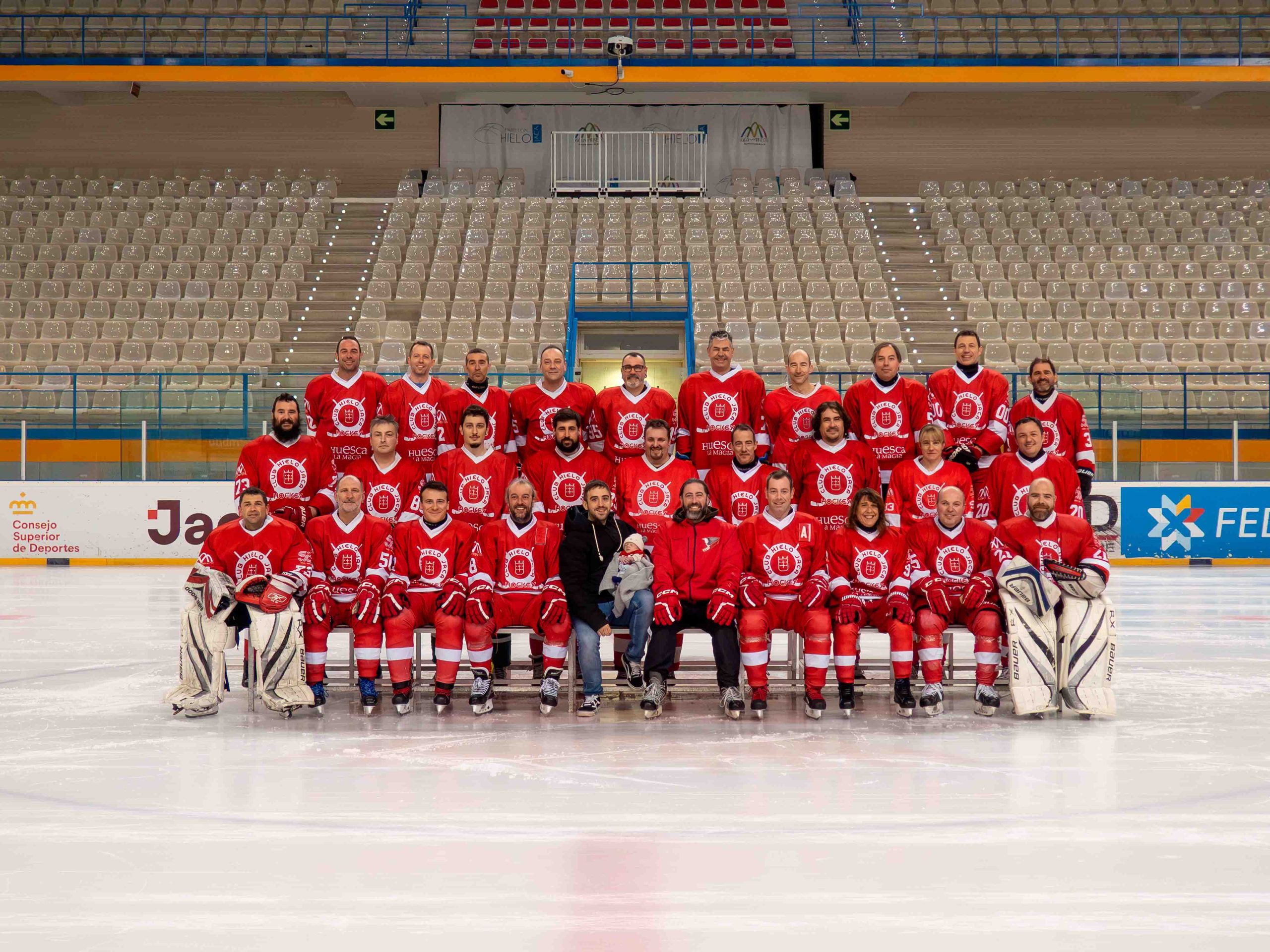 FOTO OFICIAL QUEBRANTAHUESOS 2025-2026